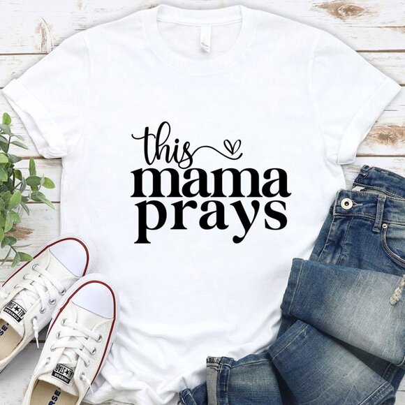 Gildan Other - This Mama Prays T-Shirt